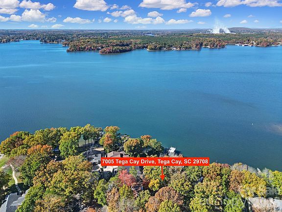 2nd image of 7005 Tega Cay Dr