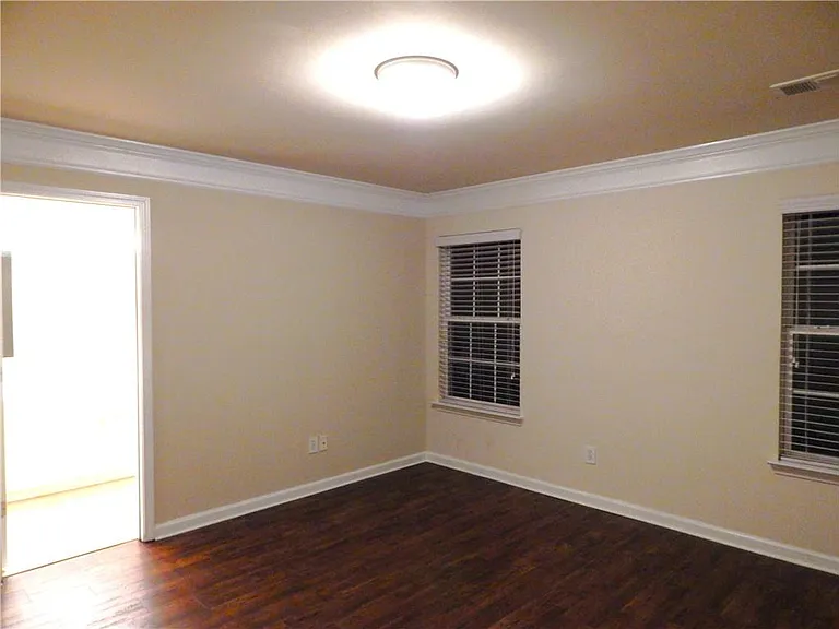 2199 Landing Walk Dr — Photo 40