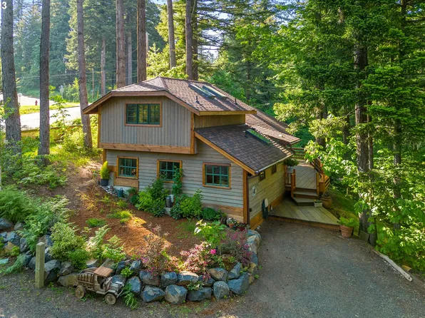 390 NW Kanaka Creek Rd, Stevenson, WA 98648