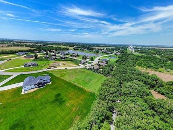 5th image of 1 Trail Rdg #A