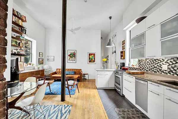 Sold by Compass | media 1