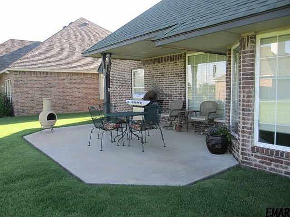 2nd image of 1102 Dalton Ct