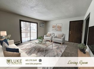 207 N Eastern Ave #6, Hartford, SD 57033
