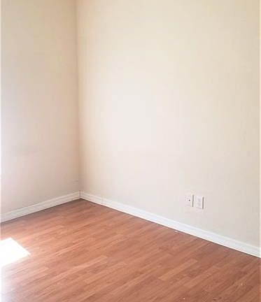 3rd image of 2027 NW 6th Ter