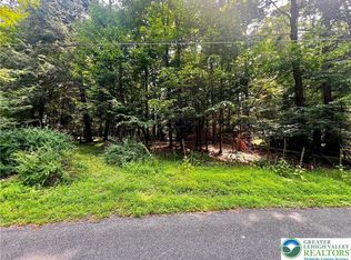 639 Bear Rock Rd, Lake Ariel, PA 18436