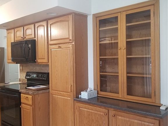 5th image of 1560 NW 70th Pl