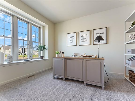 5th image of 620 Greenbriar Path