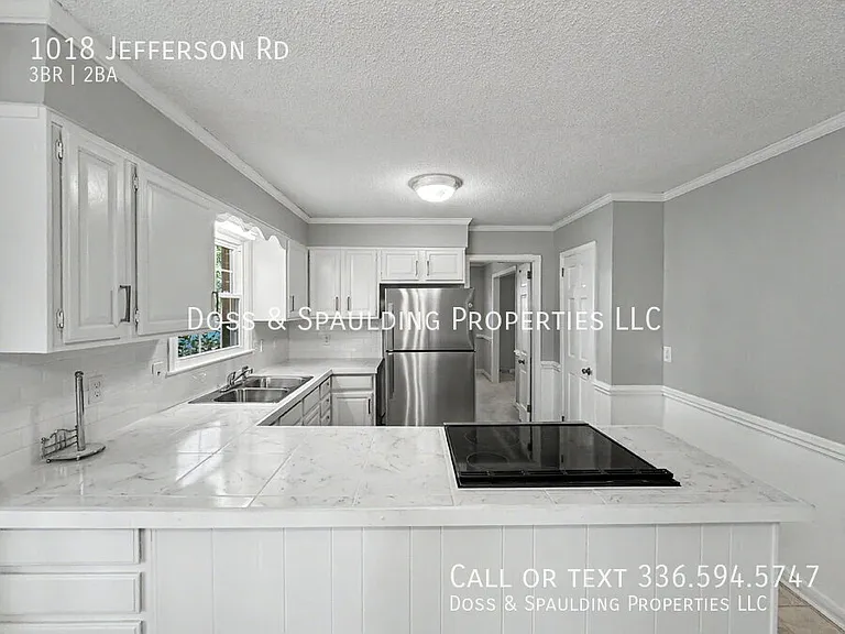 1018 Jefferson Rd — Photo 10