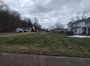 506 S 10th St, Ironton, OH 45638