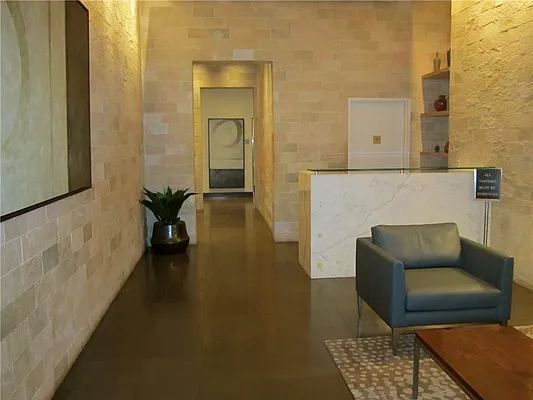 Rented by R New York | media 31