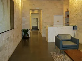 Rented by R New York