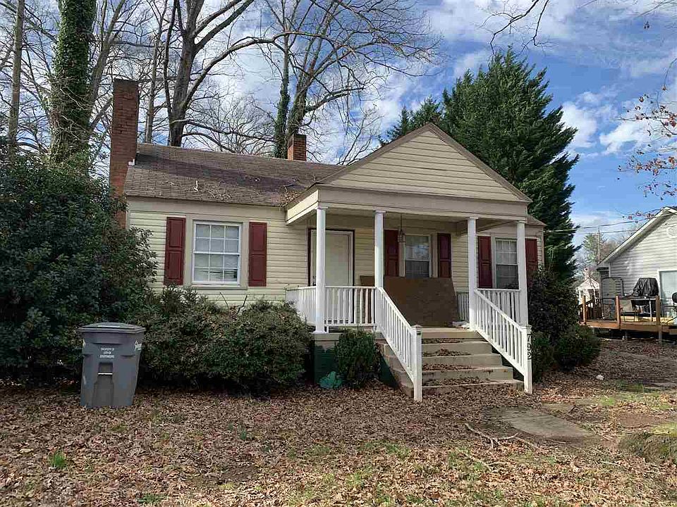 1st image of 792 Camp St