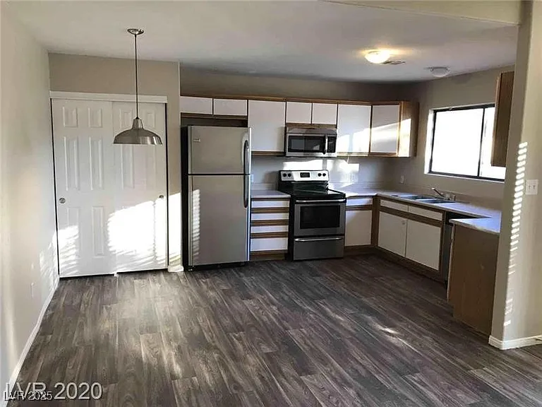 2120 McMurray Dr #7 — Photo 11