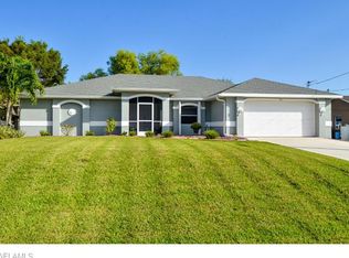 641 SW 9th St, Cape Coral, FL 33991