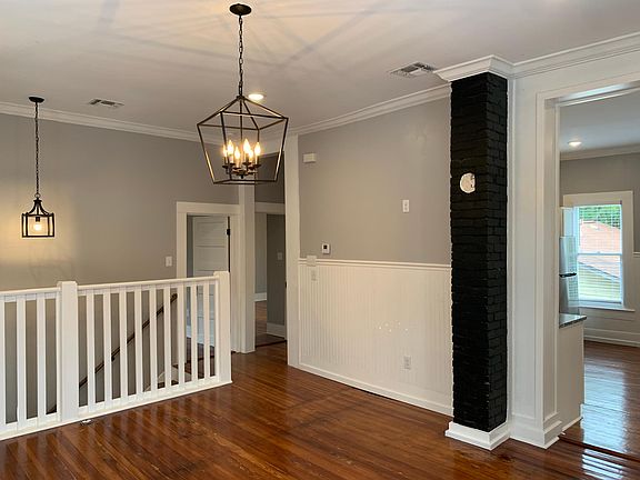 5th image of 1118 W Huisache Ave #201