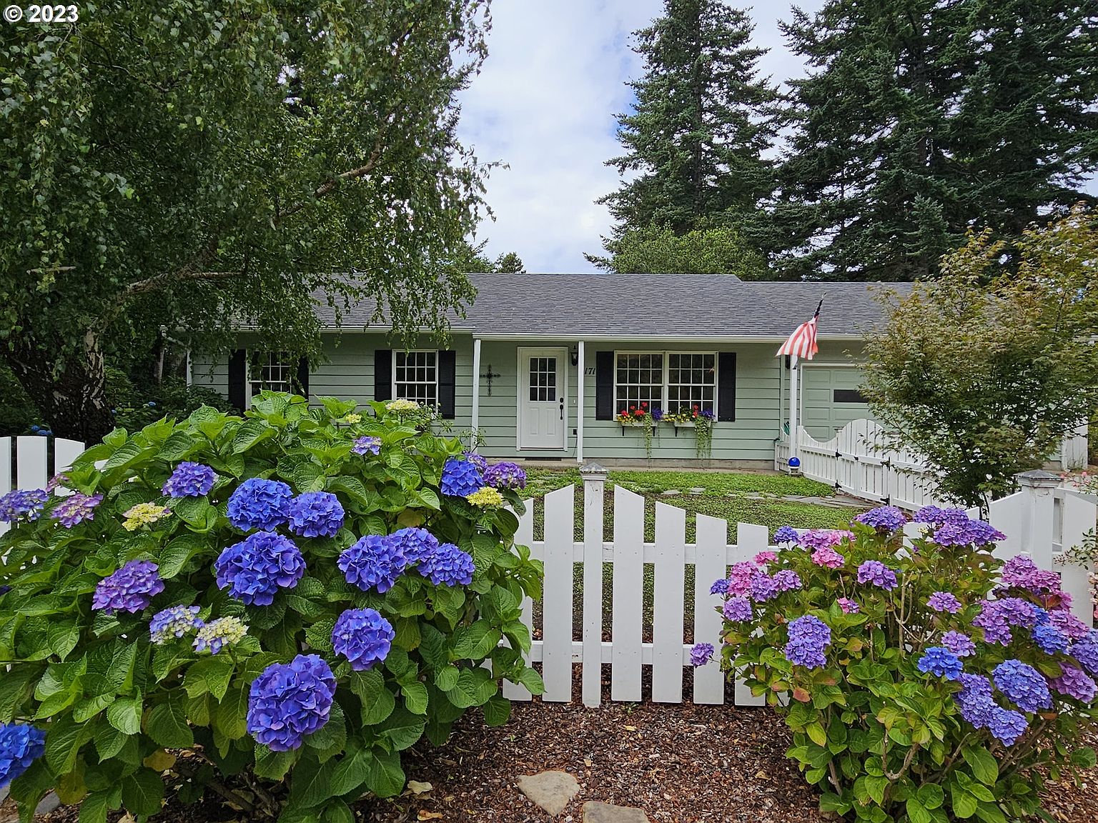 2171 Willow St, Florence, OR 97439 Zillow