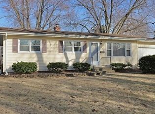 424 S 14th St, St Charles, IL 60174