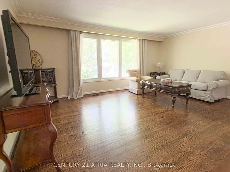 11 Danville Dr — Photo 9