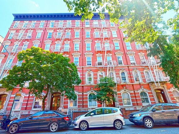 5th image of 26 King St APT 8