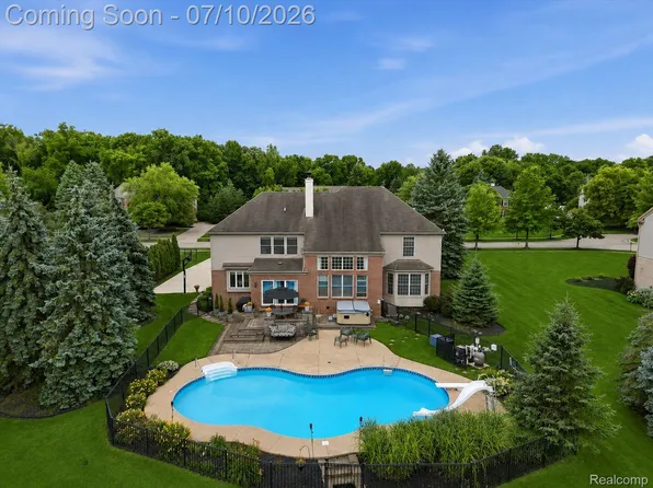 49294 Stanton Ct, Canton, MI 48188