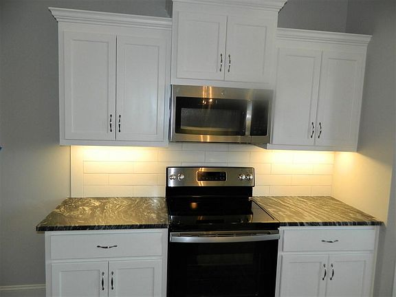 5th image of 3663 Deidra Miller Cir