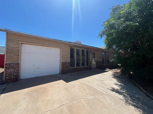 407 Plainview Dr, Alamogordo, NM 88310