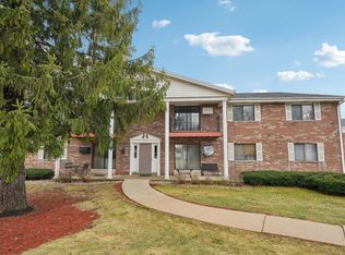 Forest Hills Condominium, Milwaukee, WI 53220