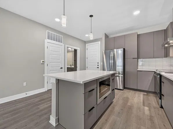 2220 Webberville Rd #210, Austin, TX 78702