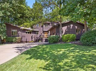10831 King St, Overland Park, KS 66210