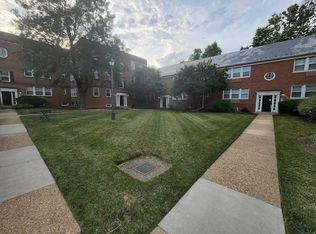 1814 W Abingdon Dr APT 202, Alexandria, VA 22314