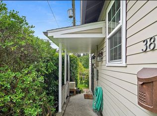 3816 SW Barton St, Seattle, WA 98126