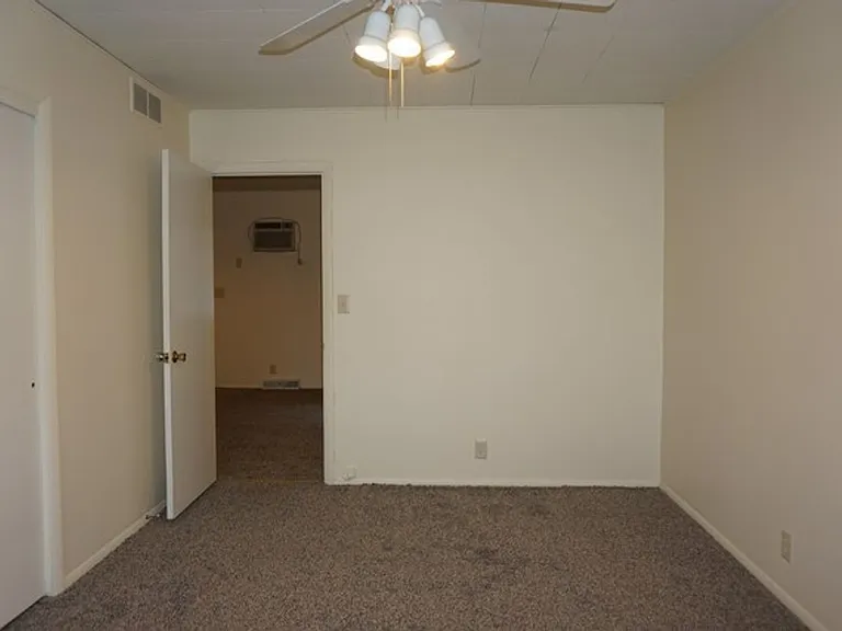 202 S Munroe St — Photo 27