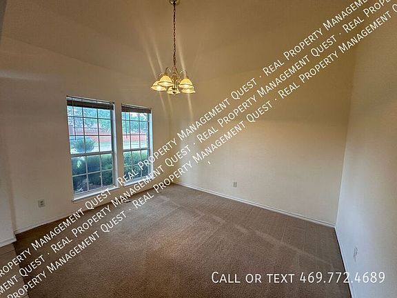 4th image of 5149 Lauren Ln