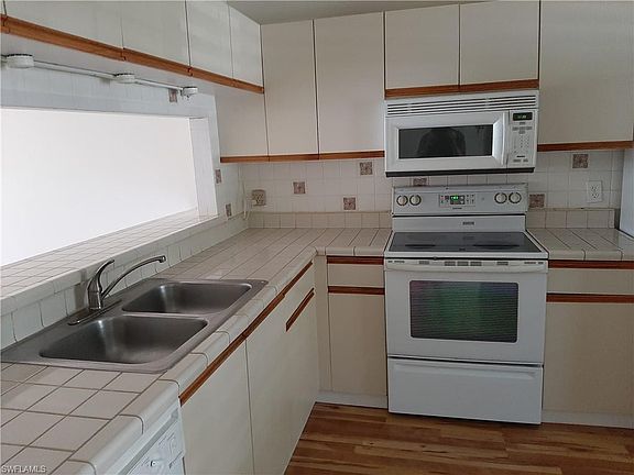 5th image of 5646 Woodmere Lake Cir #C104
