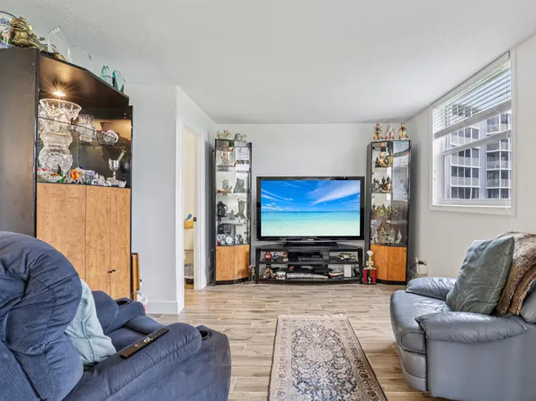250 NW 67th Street #119, Boca Raton, FL 33487