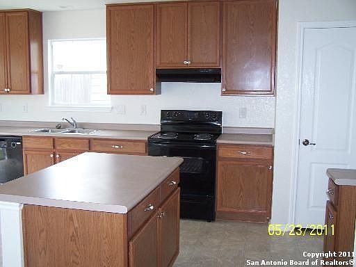 5th image of 6527 Rosewood Crst