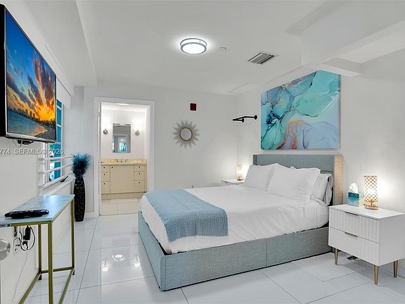 5th image of 1250 Ocean Dr #2N