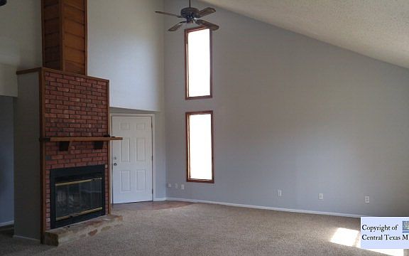 4th image of 821 Schumacher Dr #1