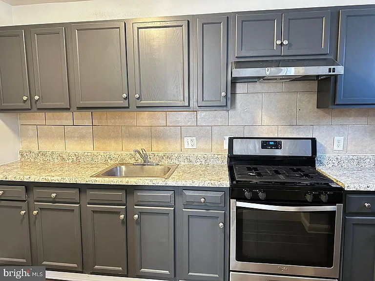 4632 Hillside Rd SE #1 — Photo 5
