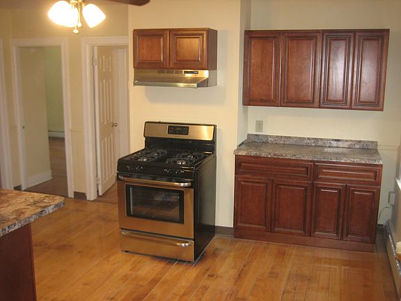 2nd image of 51 Brayton Ave APT 2B