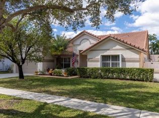 590 NW 161st Ave, Pembroke Pines, FL 33028