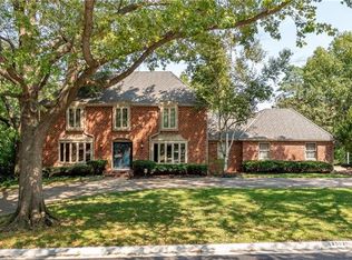 2502 W 69th Ter, Mission Hills, KS 66208