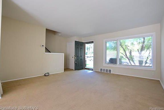 3rd image of 1011 N Old Woodward Ave