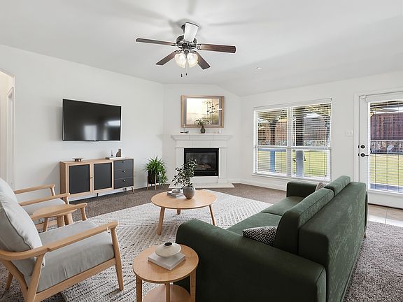 5th image of 157 Pleasant Hill Ln