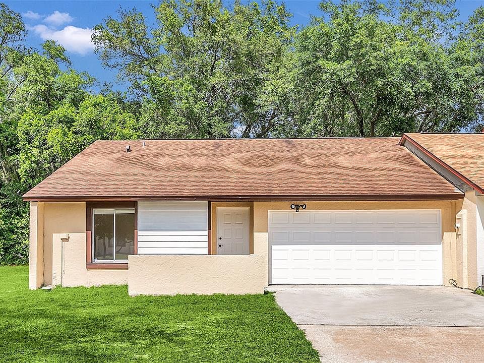 1st image of 124 Sabal Palm Ct