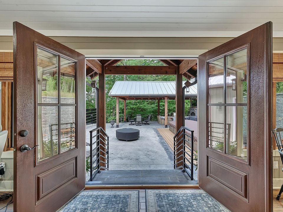 16th image of this home