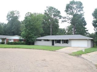 335 Sun Dr, Jackson, MS 39211