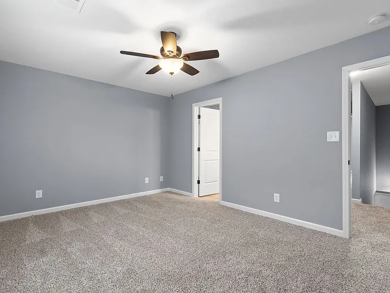 288 Smithson Ln — Photo 15