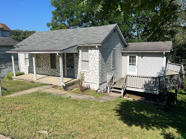 12 Hillcrest Ave — Photo 10