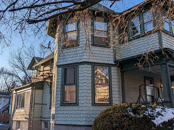 2nd image of 224 S Albany St APT 1